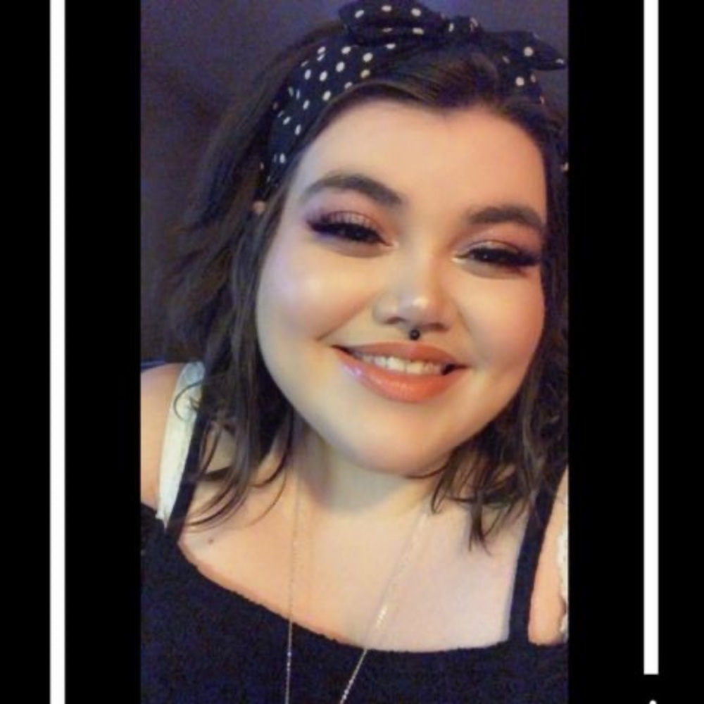 Meet your Posher, Katelyn